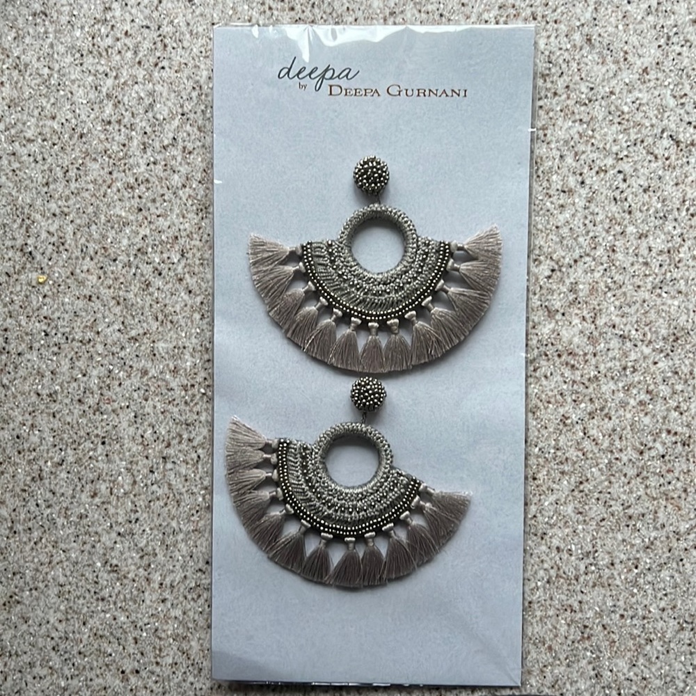 Brand new Deepa Gurnani Eryn Beaded Tassel Earrings